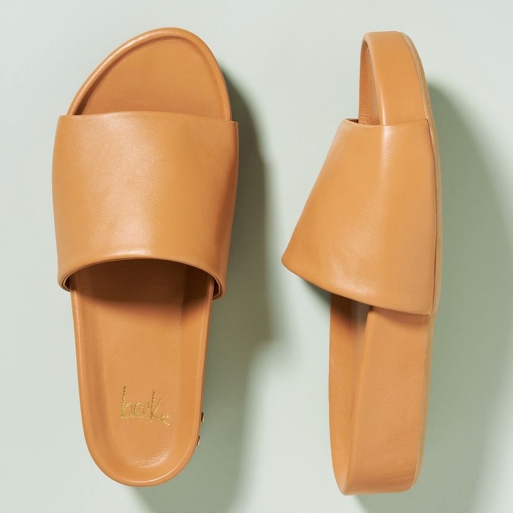 Beek leather platform sandals sz 10